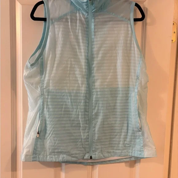 Nike Golf Dri-FIT Light Blue Vest - Picture 5 of 6